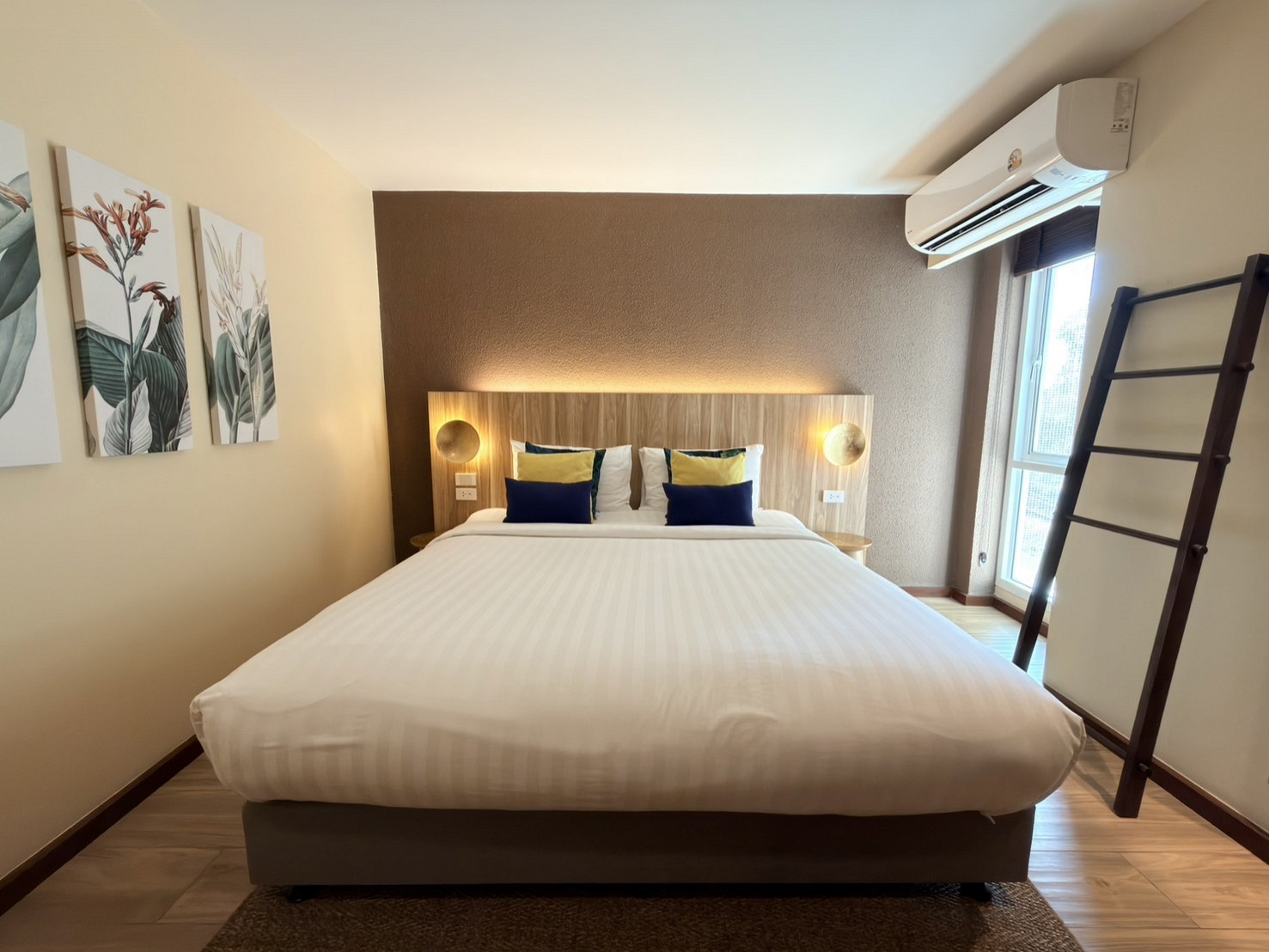 Grand Deluxe Double With Bathtub