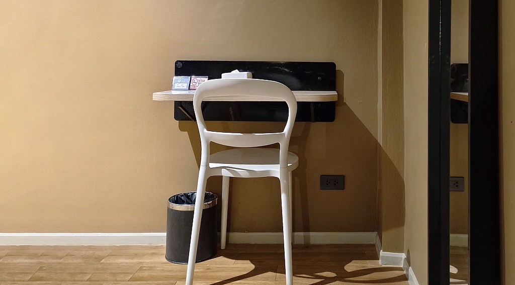 Deluxe With Bathtub
