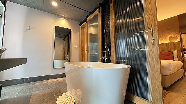 Grand Superior Double With Bathtub