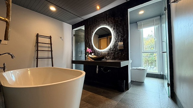 Grand Superior Double With Bathtub